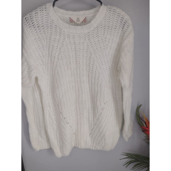 Pink Rose Crochet Sweater _NEW - Picture 4 of 7